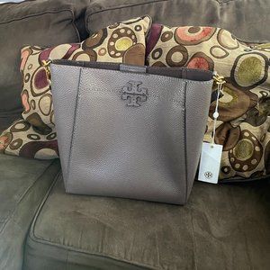 Tory Burch Mcgraw Hobo in Silver Maple
